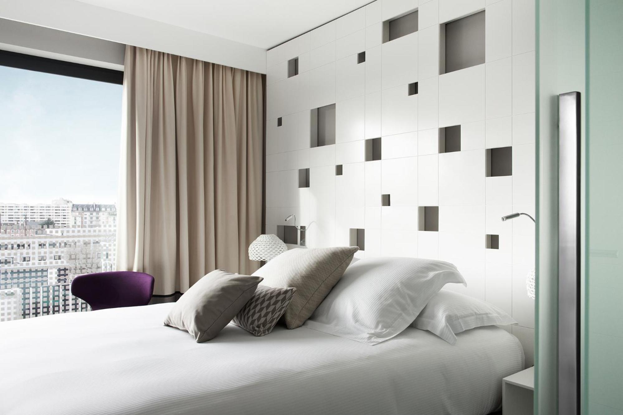 Executive Queen Room,1499141140:JPEG